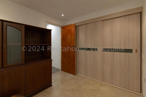 Townhouse En Venta Villa Nueva Hatillo Vgi