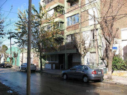 Imagen 1 de 10 de Departamento - Ramos Mejia