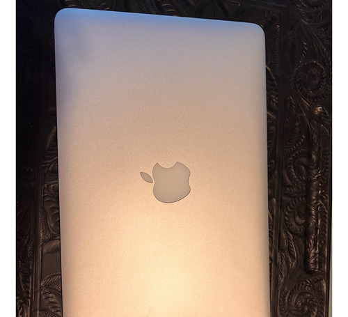 Macbook Air (11 Pulgadas) (Usado)