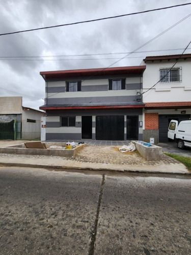 Departamento Tipo Casa En Alquiler En Lanus Oeste