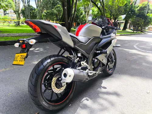 Yamaha R15 V3 2025