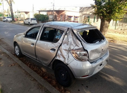 Chocado Reanult Sandero