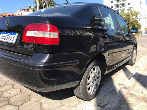 Imagem 6 de 8 de Volkswagen Polo Sedan 2005 2.0 Comfortline 4p