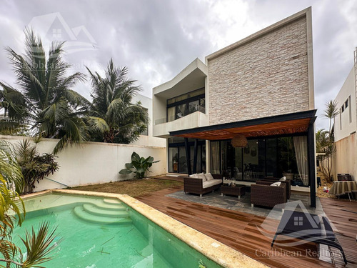 Casa En Venta En Lagos Del Sol Cancun