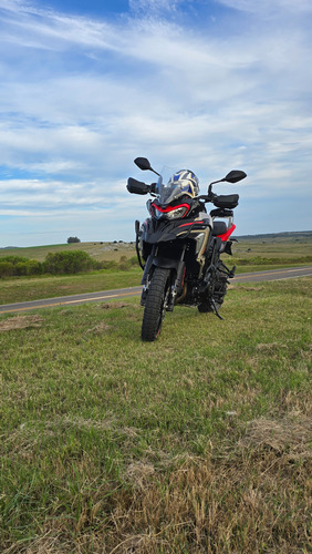 Moto En Excelente Estado Un Par De Meses De Uso