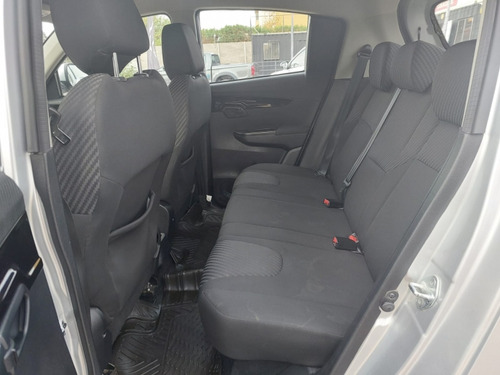 Mahindra KUV100 1.2 DELUXE MT