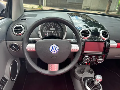 Volkswagen Beetle 2.0 Cabrio Turbo 5vel Piel Mt