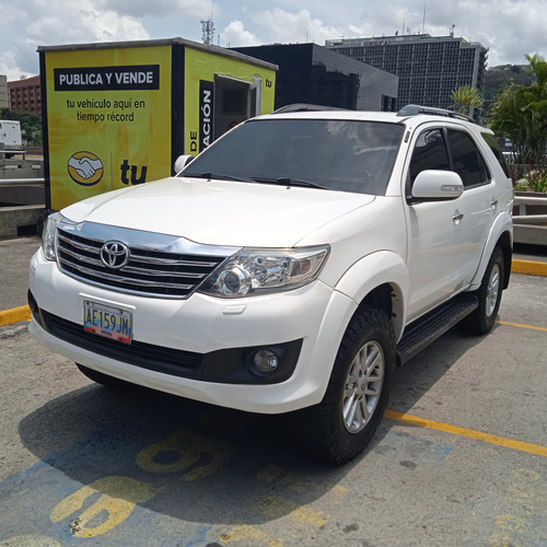 Toyota Fortuner 4.0