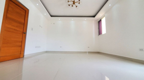 Penthouse En Venta En Urbanización La Caperuza, San Francisco De Macoris