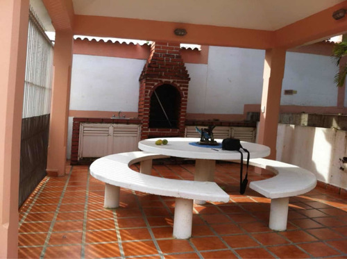Imagen 3 de 16 de Casa En Venta En Los Canales De Río Chico #22-24409 Db