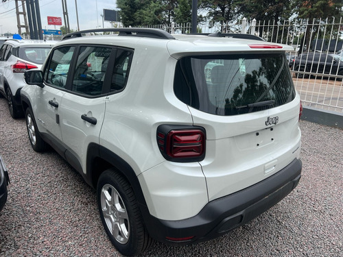 Jeep Renegade 1.8 Sport At6