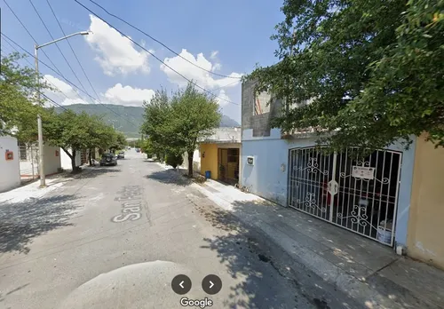 Sk14-casa En Remate Bancario En San Felipe 527-sector 13, Santa Monica Sect 13, 67286 Jardines De La Silla, N.l.