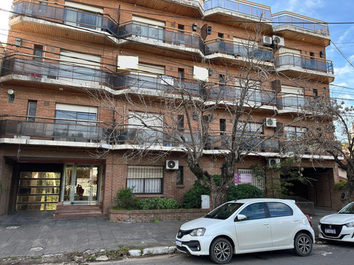 Venta Departamento 1 Dormitorio Belén De Escobar Con Cochera