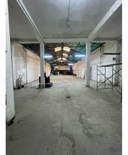 Venta De Galpón En Sarria (m.e)