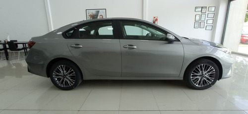 Imagen 5 de 13 de Kia Cerato Sx 2.0 At