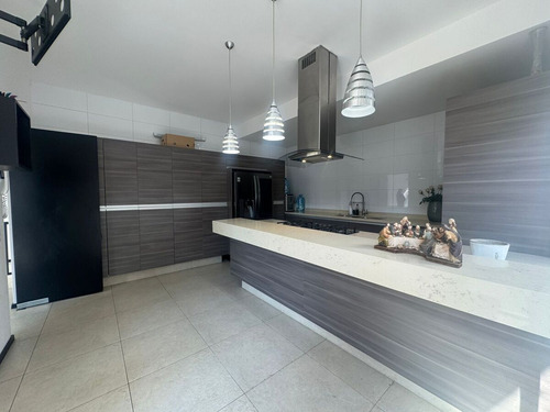 Casa En Venta, Lomas Verdes, 4 Recámaras.
