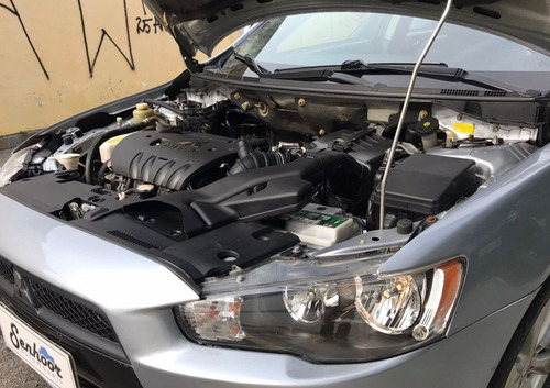 Imagem 25 de 25 de Mitsubishi Lancer 2.0 Automático Prata Ano 2014