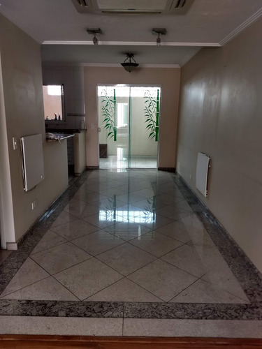 Casa De Condomínio À Venda Na Rua Tubarana, Vila Mariana, São Paulo - Sp - Liv-12318