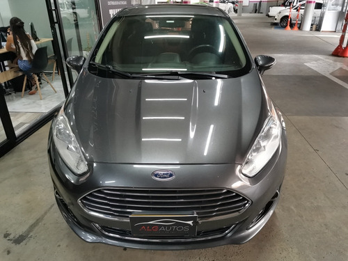 Ford Fiesta 2016 1.6 Hatchback Titanium