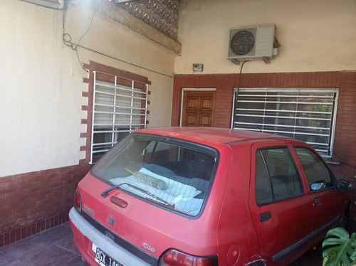 Imagen 4 de 10 de Ph En Venta , Al Frente Con Garage Y Jardin