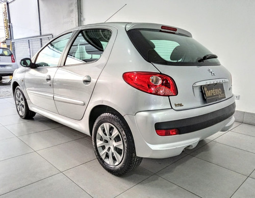 Imagem 4 de 9 de Peugeot 207 1.4 Flex