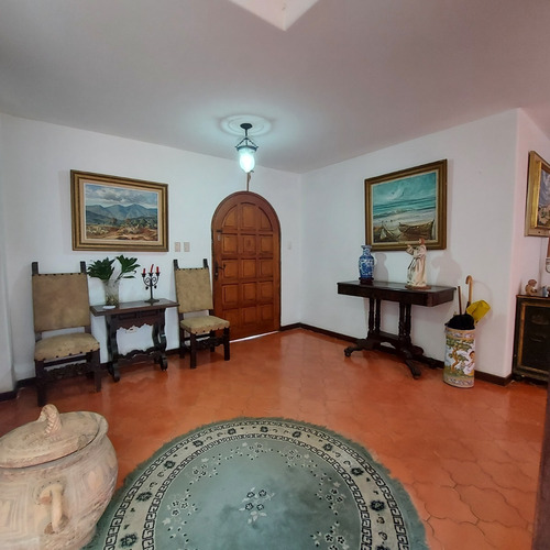 Imagen 2 de 17 de Venta De Casa En Prados Del Este