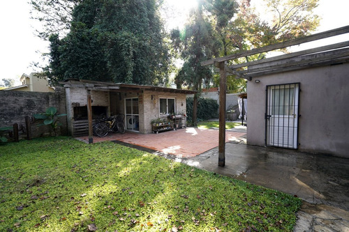 Imagen 7 de 28 de Venta De Casa 4 Amb. Con Pileta, Parque Leloir, Ituzaingo