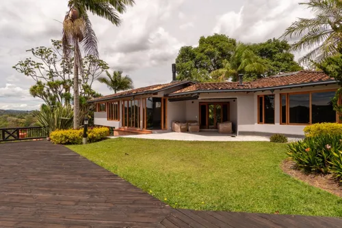 Casa En Arriendo En El Retiro. Cod A11651