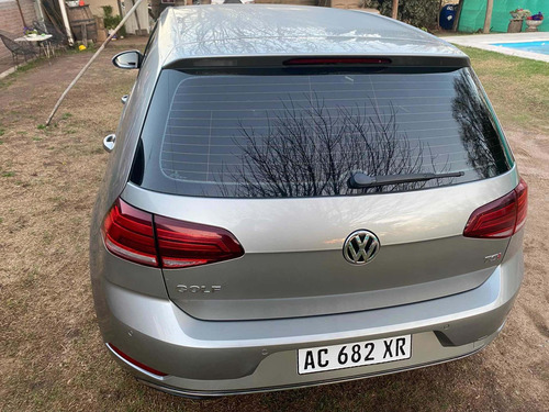Imagen 3 de 6 de Volkswagen Golf 2018 1.4 Comfortline Tsi