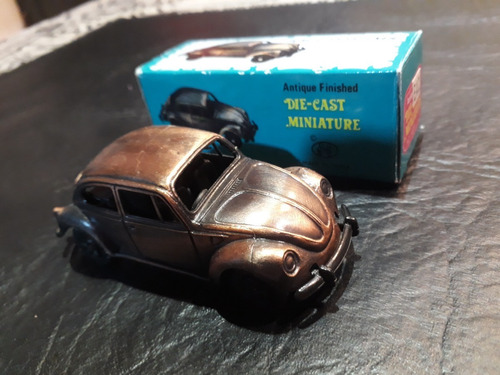 Sacapuntas Volkswagen Escarabajo - Colección Miniatura Metal
