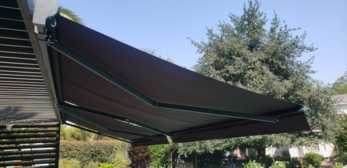 Imagen 7 de 10 de Toldo Proy. Retráctil Semicofre 3,5x2,5 Hck Negro Diystore