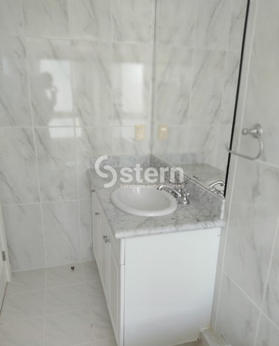 Imagen 29 de 30 de Venta Apartamento 3 Dormitorio Y Dependencia, Playa Mansa, Punta Del Este