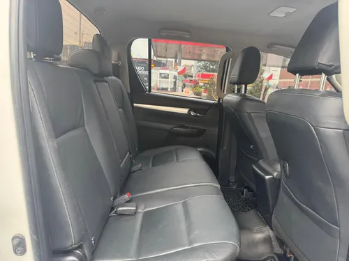 Toyota Hilux 2.4 Automatica Full 4x4