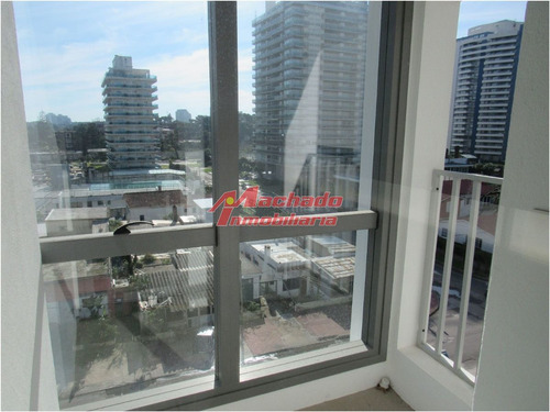 Imagen 14 de 30 de Venta De Apartamento De Dos Dormitorios En Punta Del Este