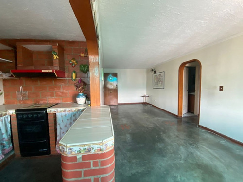 Imagen 6 de 16 de Alexora Cobos. 04144282361. Cod. 167334. Vende Confortable Y Amplio Apartamento En Urb. La Granja Naguanagua
