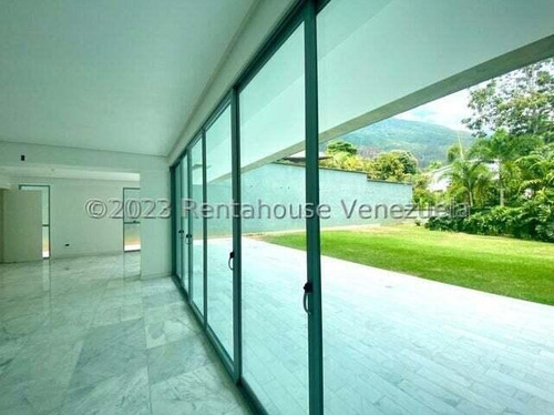 Moderno Edificio En Altamira, A Estrenar Con Acabados De Lujo, Pisos De Mármol, 4 Ascensores; Consta De 4 Apartamentos, Amplia Terraza. En Venta Altamira Mls #23-31921 Francis Zeppieri
