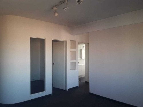 Imagen 6 de 14 de Venta De Departamento De Tres Ambientes Con Cochera