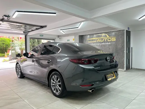 Mazda 3 Touring AT 2.0 2022