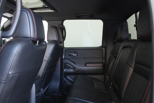 Nissan Frontier 3.8 V6 Pro-4X 4Wd At