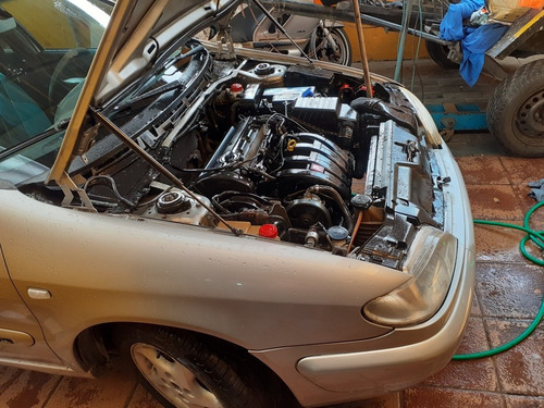 Citroën Xsara 2000 1.8 16v Exclusive 5p
