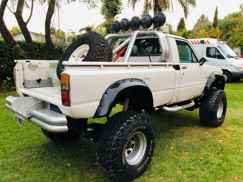 Toyota Hilux 1981 4x4 Motor Falcon Sprint Preparado