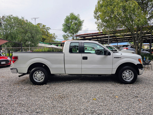 Ford F-150 5.0l Xl Cabina Y Media 4x2 Mt