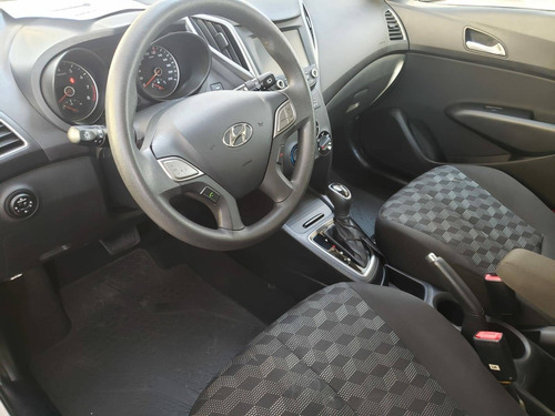 Imagem 8 de 15 de Hyundai Hb20 1.6 Comfort Plus 16v Flex 4p Automático
