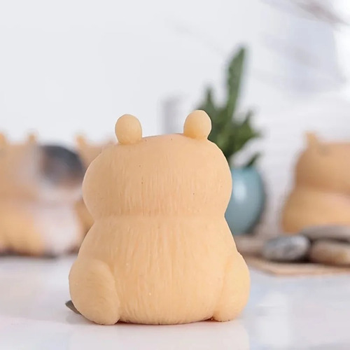 Set 4 Squishys Capibara Juguete Antiestres Tierno Estirable