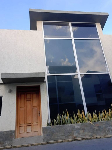 Np Venta De Townhouse En Manantial Naguanagua, Carabobo, Código 194923