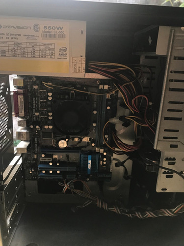 Pc Asus M4n68t-m 2gb Ddr3 Amd Sempron 140 2.7 Ghz 500gb (Usado)