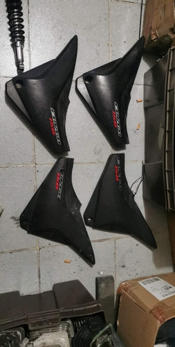 Tapas Laterales Honda Cargo 150cc Originales