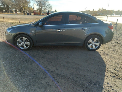 Imagen 4 de 12 de Chevrolet Cruze 2011 2.0 Vcdi Sedan Ltz Mt