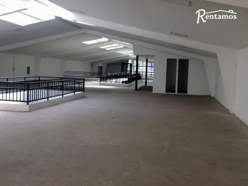 Bodega En Arriendo En Centro. Cod A11432
