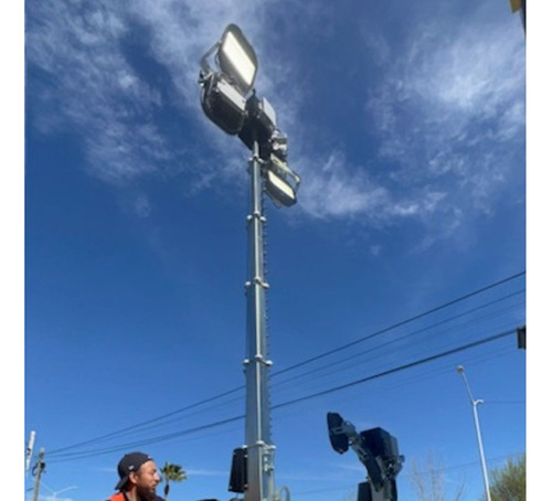 Torre De Iluminacion Trime Diesel 320w 4 Reflectores 1f #18
